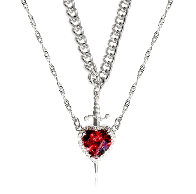Collar Dúo de Corazón y Espada 🗡️❤️ 2 EN 1