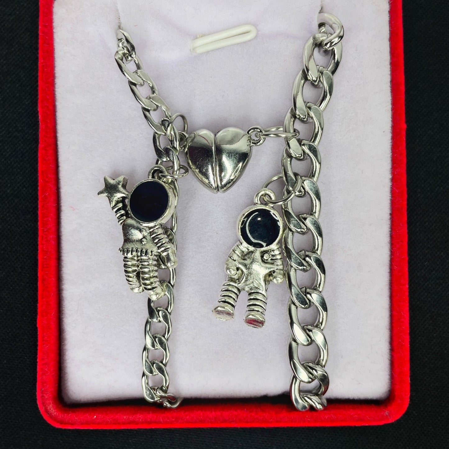 DUO Pulseras de Astronauta con Corazon + Caja GRATIS💖