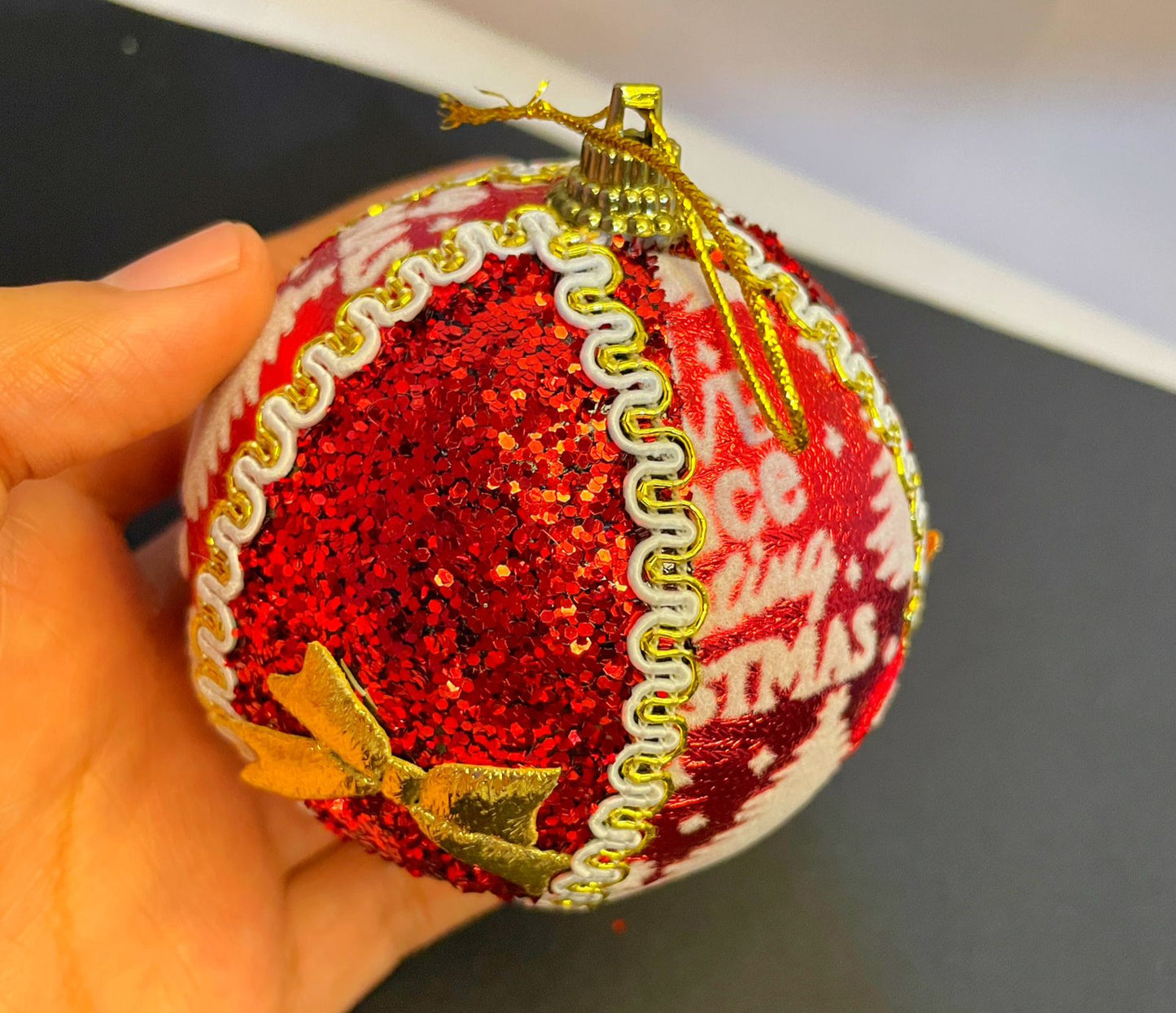 6 Bolas de Navidad - Rojo y Dorado       ( 6 unidades )