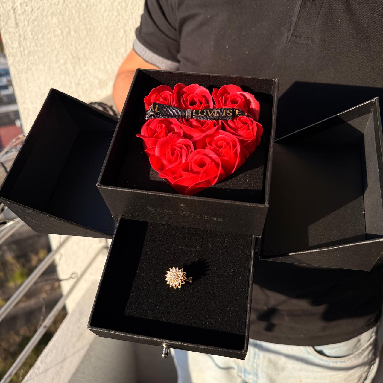 Anillo girasol giratorio ajustable que se adapta a cualquier dedo