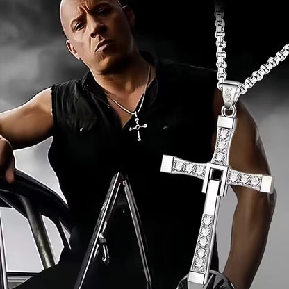 Collar Cruz de Toretto con Centro Articulado que se Mueve
