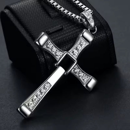 Collar Cruz de Toretto con Centro Articulado que se Mueve
